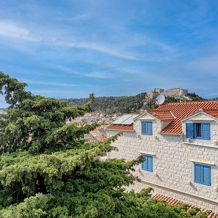 Villa Capitis In The Center- Exclusive Apartment Hvar Town Exteriör bild